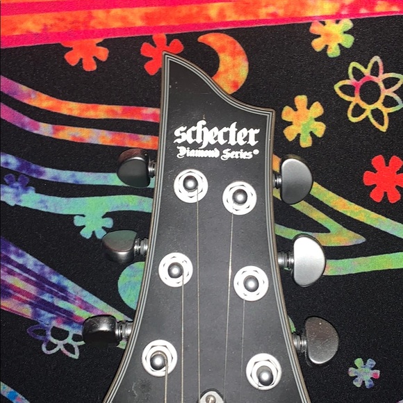 Schecter Diamond Series C-1 Platinum Guitar - Picture 3 of 4